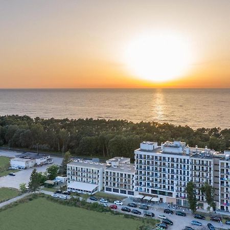 Blue Marine Mielno Aparthotel Mielno  Exterior photo